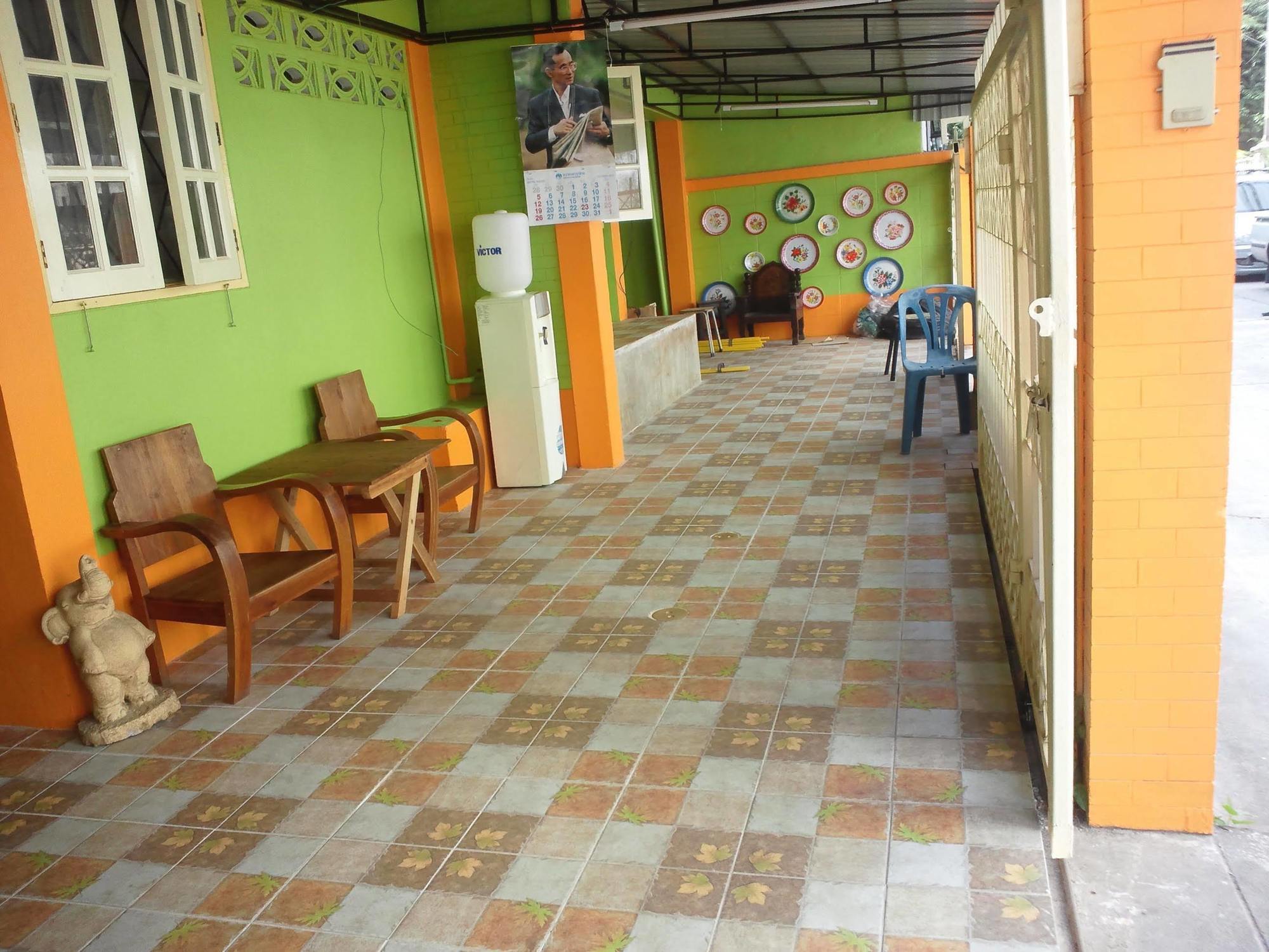 Nalin Guesthouse Chiang Mai Ngoại thất bức ảnh